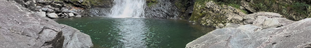 Cascade d'eau pure utilisée pour le thé
